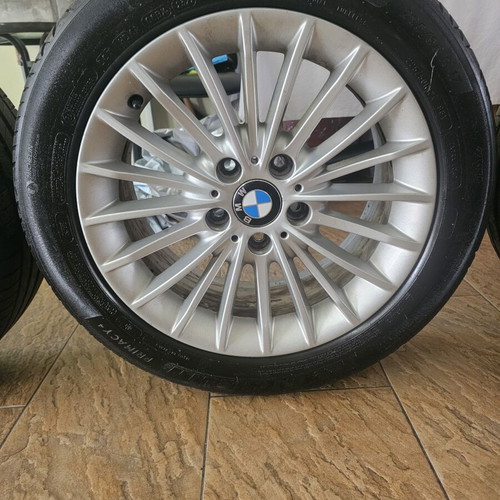 BMW wheel and tire set, 225/50/17