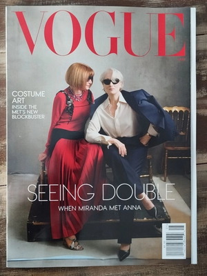 Περιοδικό Vogue Μάιος 2026 με Μέρυλ Στριπ και Άννα Γουίντουρ εξώφυλλο