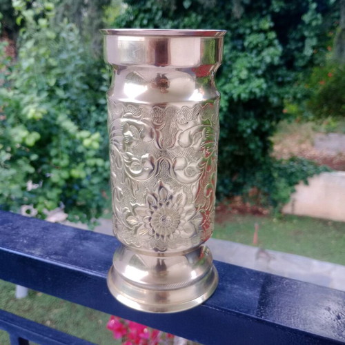 Brass ornate vase like new