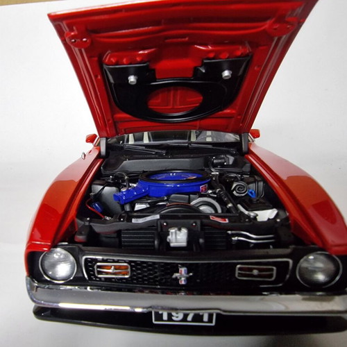 Autoart Millennium 1971 Ford Mustang Mach 1 Fastback Red LE 1:18 scale new