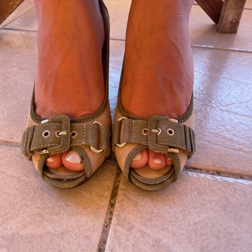 Peep toe women's sandals used, size 39, 8.5 cm heel