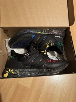 Adidas Ultraboost X Disney παπούτσια σαν καινούργια, μέγεθος 44, μαύρα