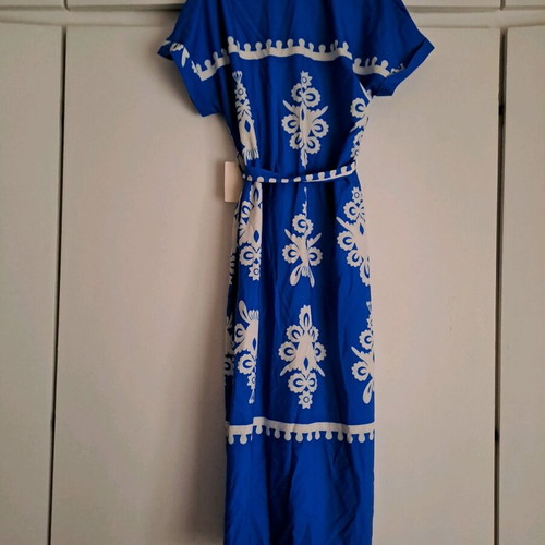 Summer dress new, white and blue, one size