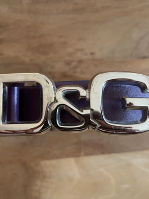 Dolce & Gabbana leather belt like new, adjustable size 105, purple