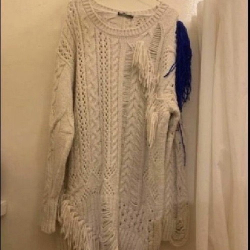 Wool dress one size like new, white and beige