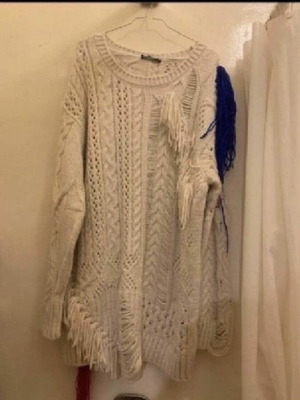 Wool dress one size like new, white and beige