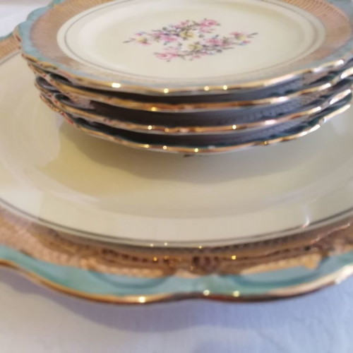 Bavarian porcelain dish set like new, 5 pieces with floral design