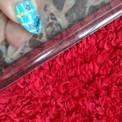 Christmas rug small like new 80x50