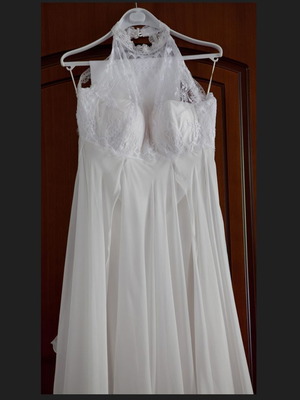 Wedding dress with lace