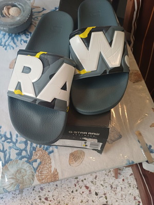 G-Star Raw Pool Slides like new, size 44, grey