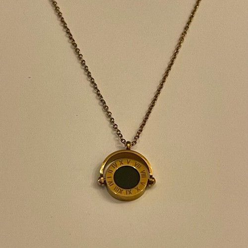 Necklace and earrings set like new