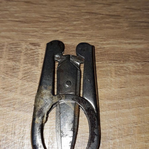 Medical scissors used