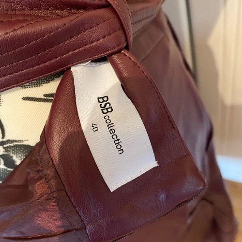 Leather Burgundy Bag!