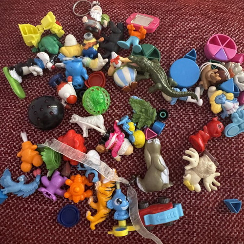Miniature figures collection like new