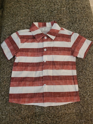 Boys' dress shirt new, size 6, white and red stripes