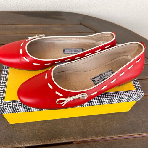 Vasilis Zoulias red leather ballet flats size 39.5 like new
