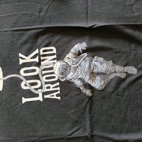 Timeout men's t-shirt size M like new, black