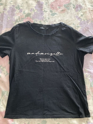 Μπλούζα t-shirt Mohito, μαύρη, μεγέθη S και M