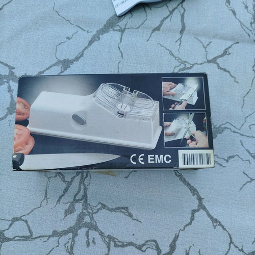 EMC knife sharpener new, battery operated