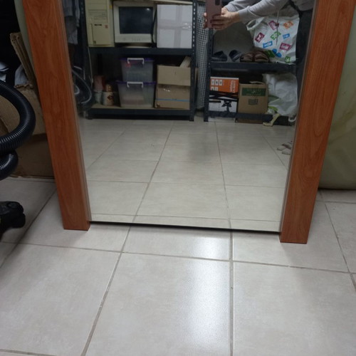 Wall mirror used 80x80 cm