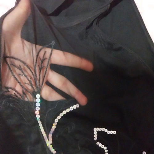 Black top like new, size M