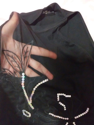 Black top like new, size M