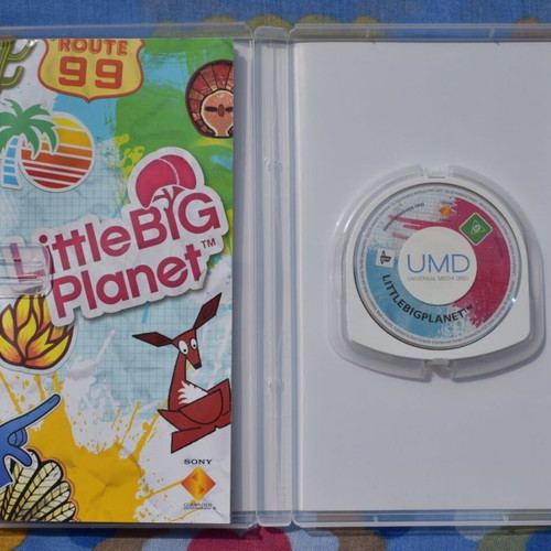 LittleBigPlanet PSP game like new, platform puzzle