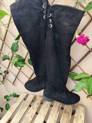 Gisicode black over the knee suede boots size 37, like new