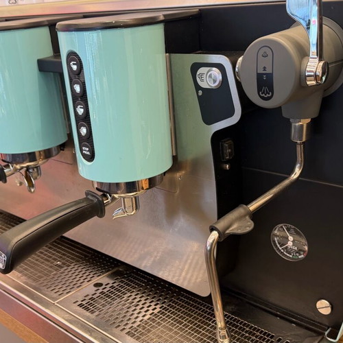 Wega Wbar Espresso Machine 3group Like New