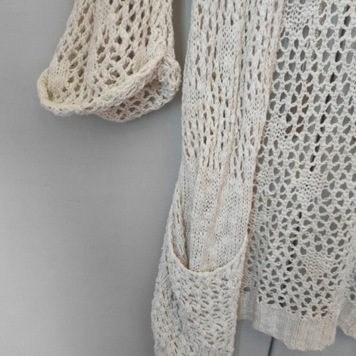 Stradivarius knitted cardigan with 3/4 sleeves and pockets, like new