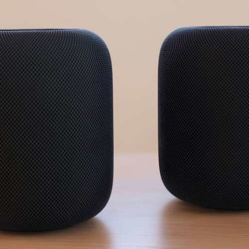 Apple HomePod 2nd Gen stereo pair like new, midnight