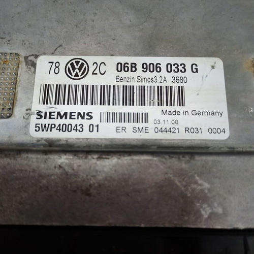 Engine computer 06B906033G for VW Passat 3B5.5 2.0i used
