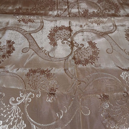 Gold Chenille Quilt new with lace edges 2.55x2.20 m