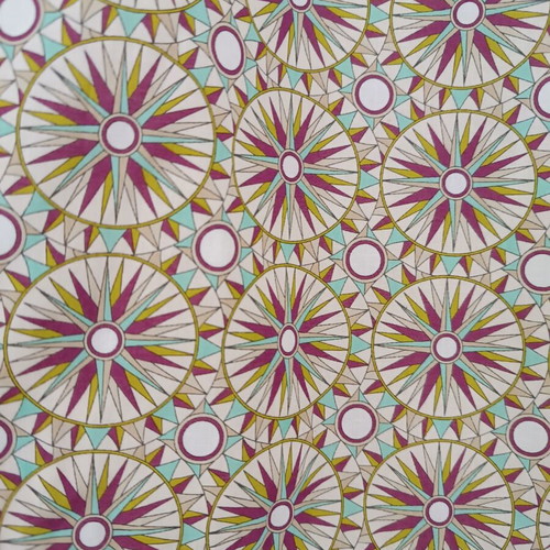 MULTICOLORED DRESS SHORT SIZE LARGE