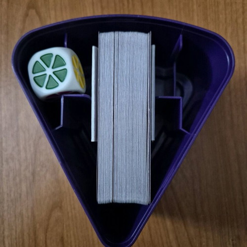 Trivial Pursuit Genus Edition board game like new, pocket size
