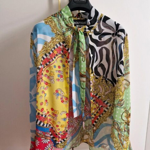 Moschino shirt like new, sizes M and L, multicolor