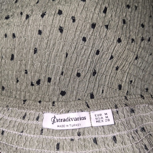 Stradivarius khaki green stretch crop polka dot top size medium