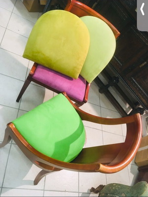 Стол Варягкис 1991 като нов, бук, седалка от велур на Designers Guild