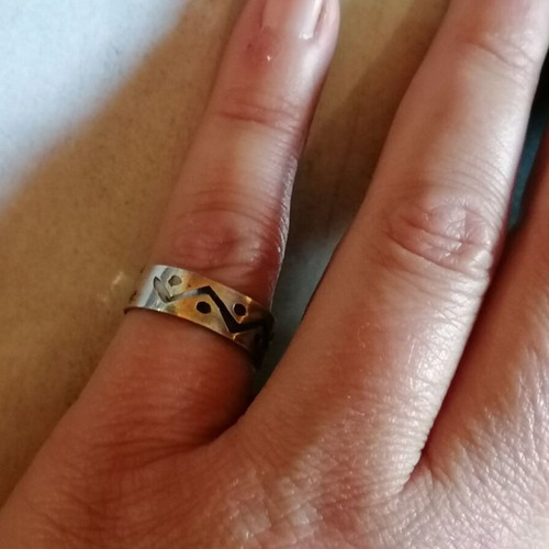 Silver 925 ring band with embossed linear designs new no 54 (US 6.75)