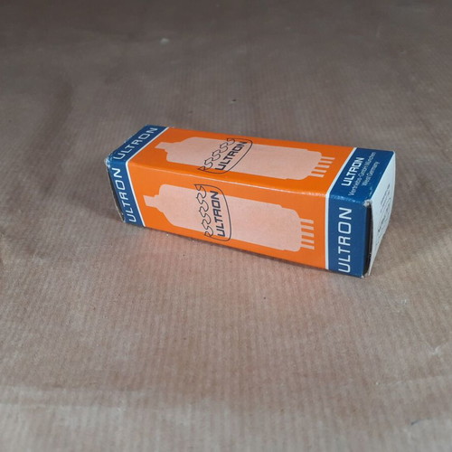 Ultron PCL 85 18GV8 Vacuum Tube new, original box