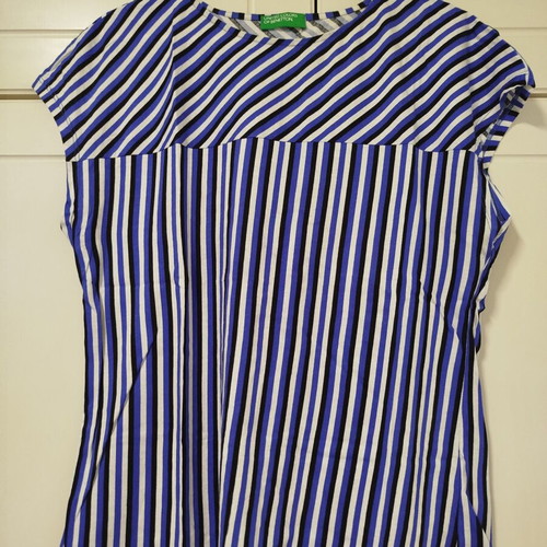 Benetton women's striped short-sleeve shirt size M like new, black and blue