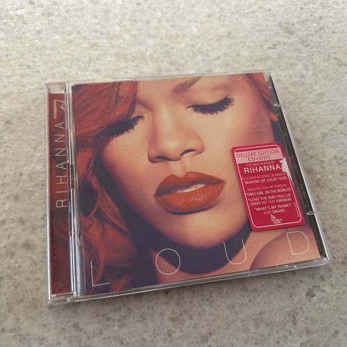 Rihanna Loud Deluxe Edition CD and DVD like new