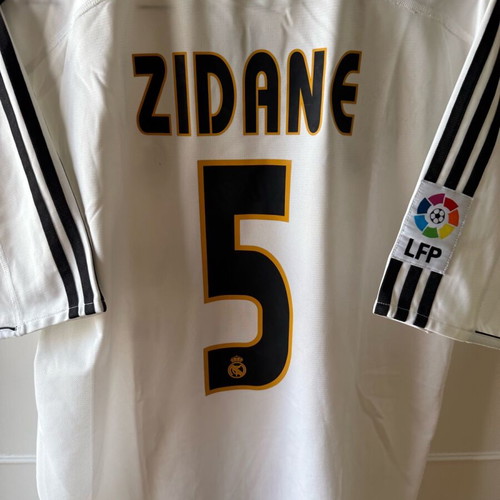 Real Madrid Zidane Jersey like new, authentic, Medium