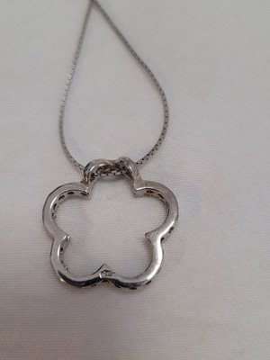 Silver necklace with chain