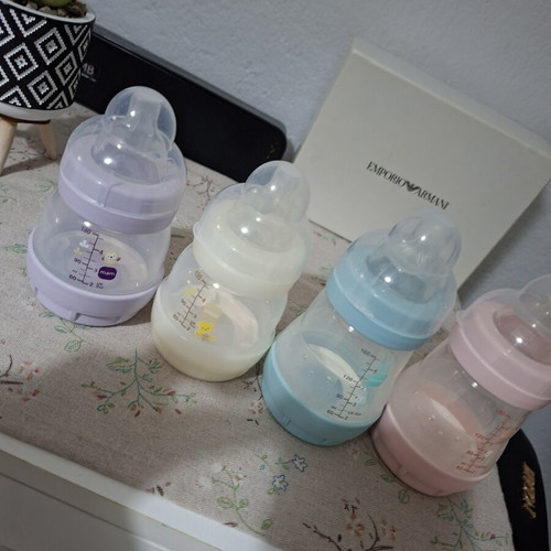 Mam feeding bottle and pacifier set used