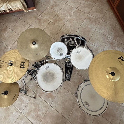 Millenium drum set used with Remo Emperor Coated heads and cymbals