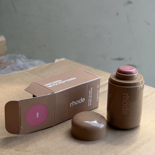 Rhode Pocket Blush Piggy new unused