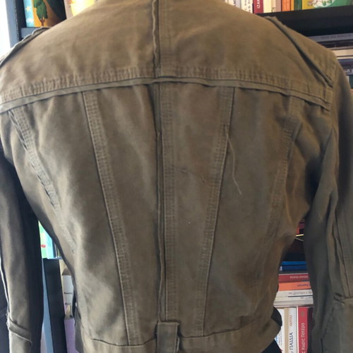 Military Cropped Jacket Thesis like new in khaki color