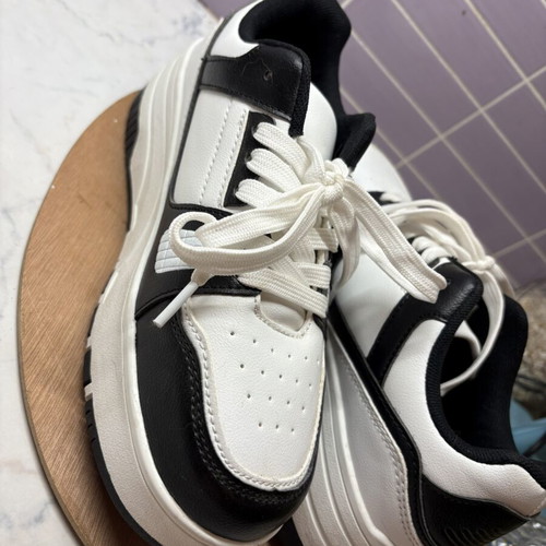 Shein 2-in-1 Kids Athletic Shoes Size 38 Like New, Black and White