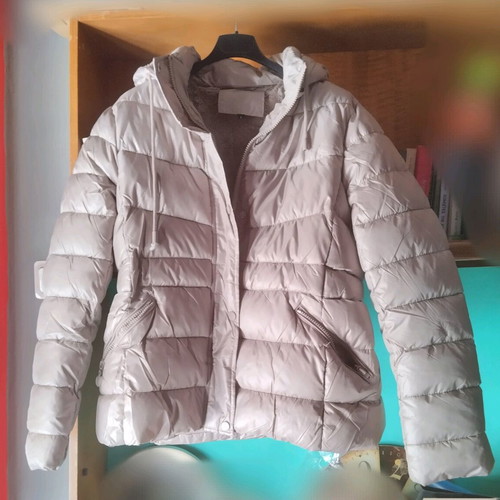 Jacket new beige size L, very warm and stylish